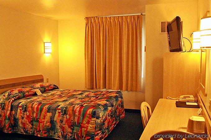 Motel 6-Baraboo, Wi - Lake Delton-Wisconsin Dells Exterior photo