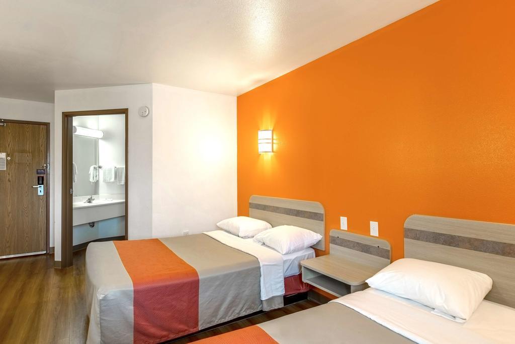 Motel 6-Baraboo, Wi - Lake Delton-Wisconsin Dells Exterior photo